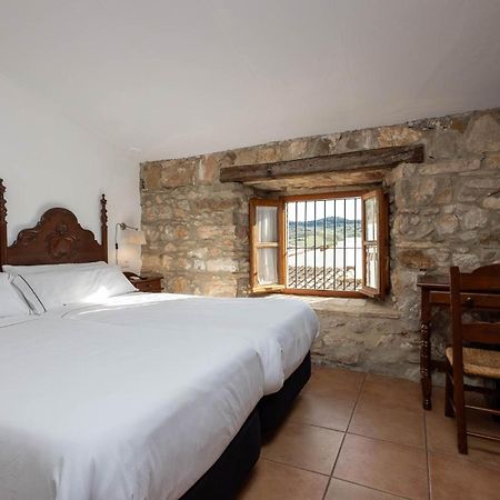 Tugasa Hotel Y Apartamentos Rurales La Posada Villaluenga Del Rosario Exteriör bild
