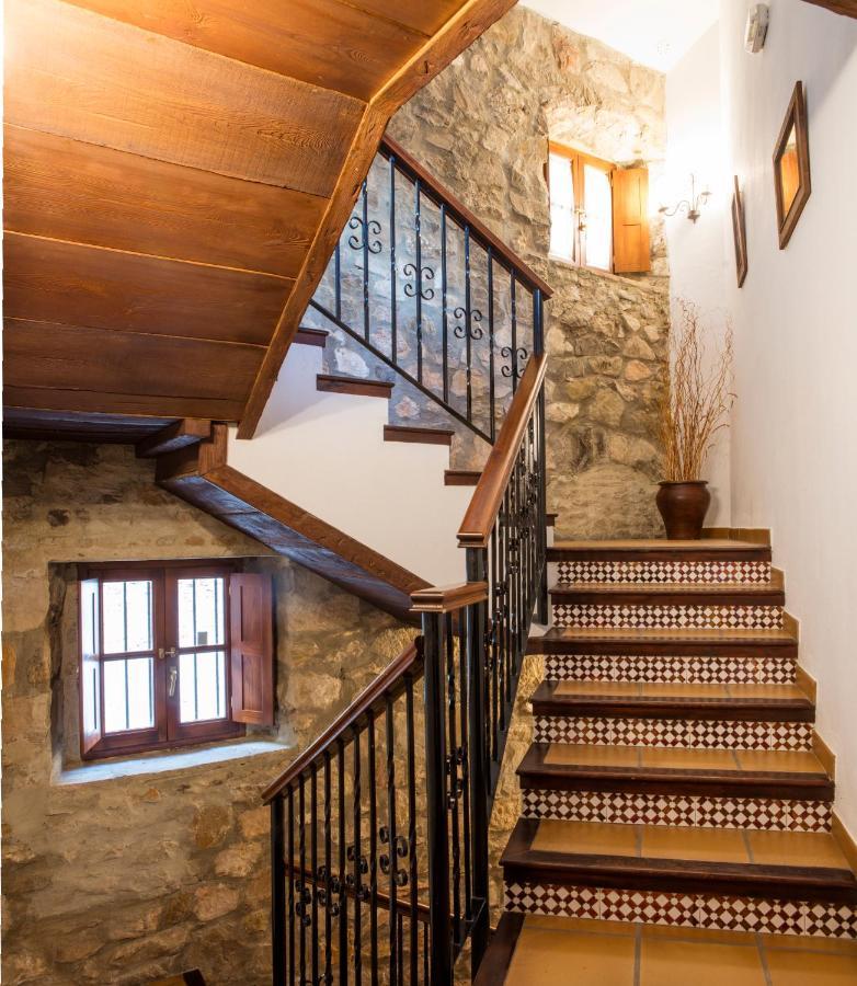 Tugasa Hotel Y Casas Rurales La Posada Villaluenga Del Rosario Exteriör bild