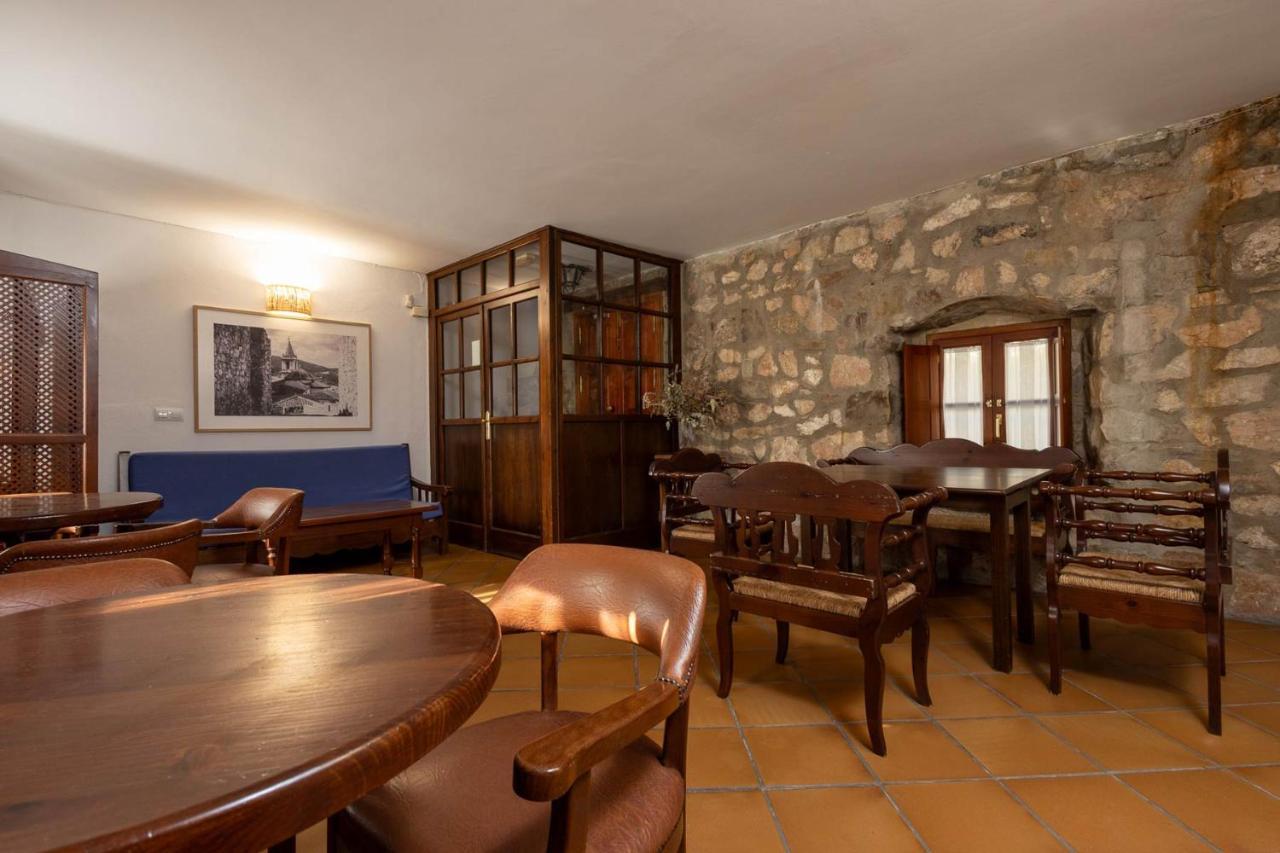 Tugasa Hotel Y Apartamentos Rurales La Posada Villaluenga Del Rosario Exteriör bild