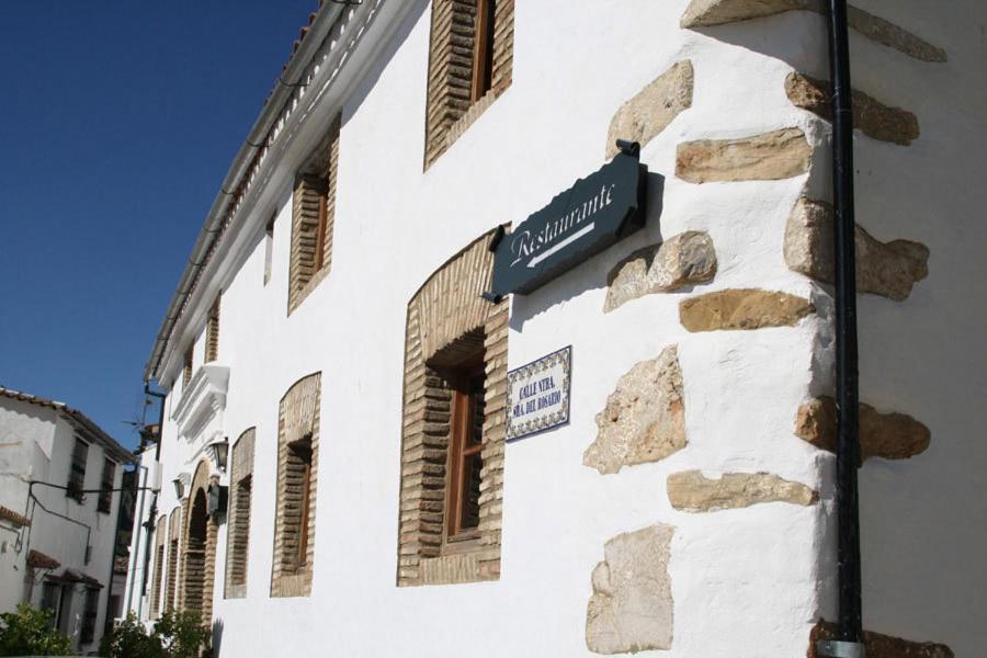 Tugasa Hotel Y Casas Rurales La Posada Villaluenga Del Rosario Exteriör bild