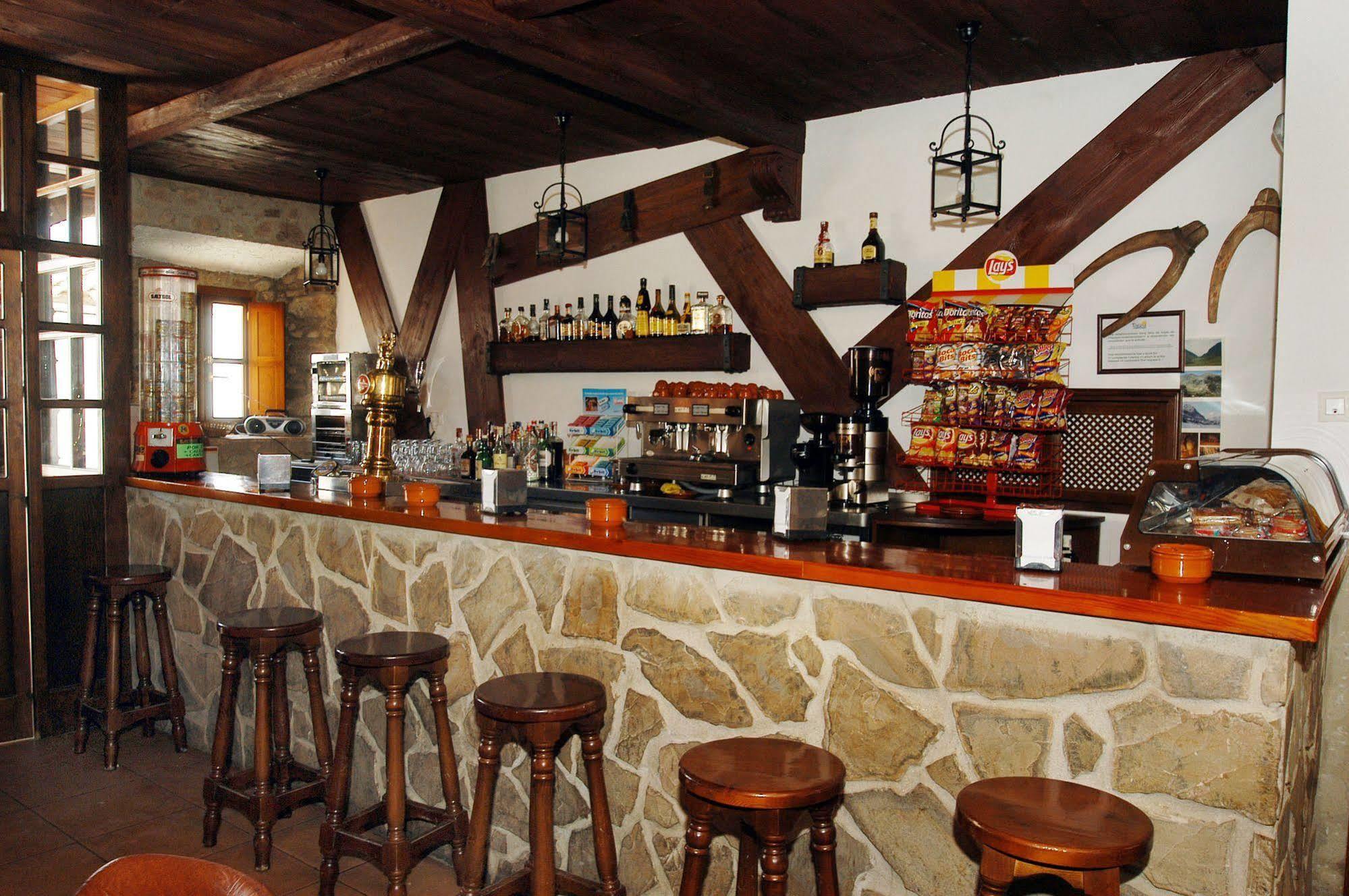 Tugasa Hotel Y Apartamentos Rurales La Posada Villaluenga Del Rosario Exteriör bild